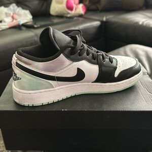 Air Jordan Low SE (GS)